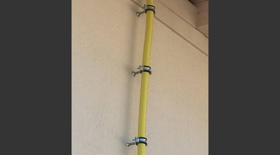 Raccordement gaz en extérieur.